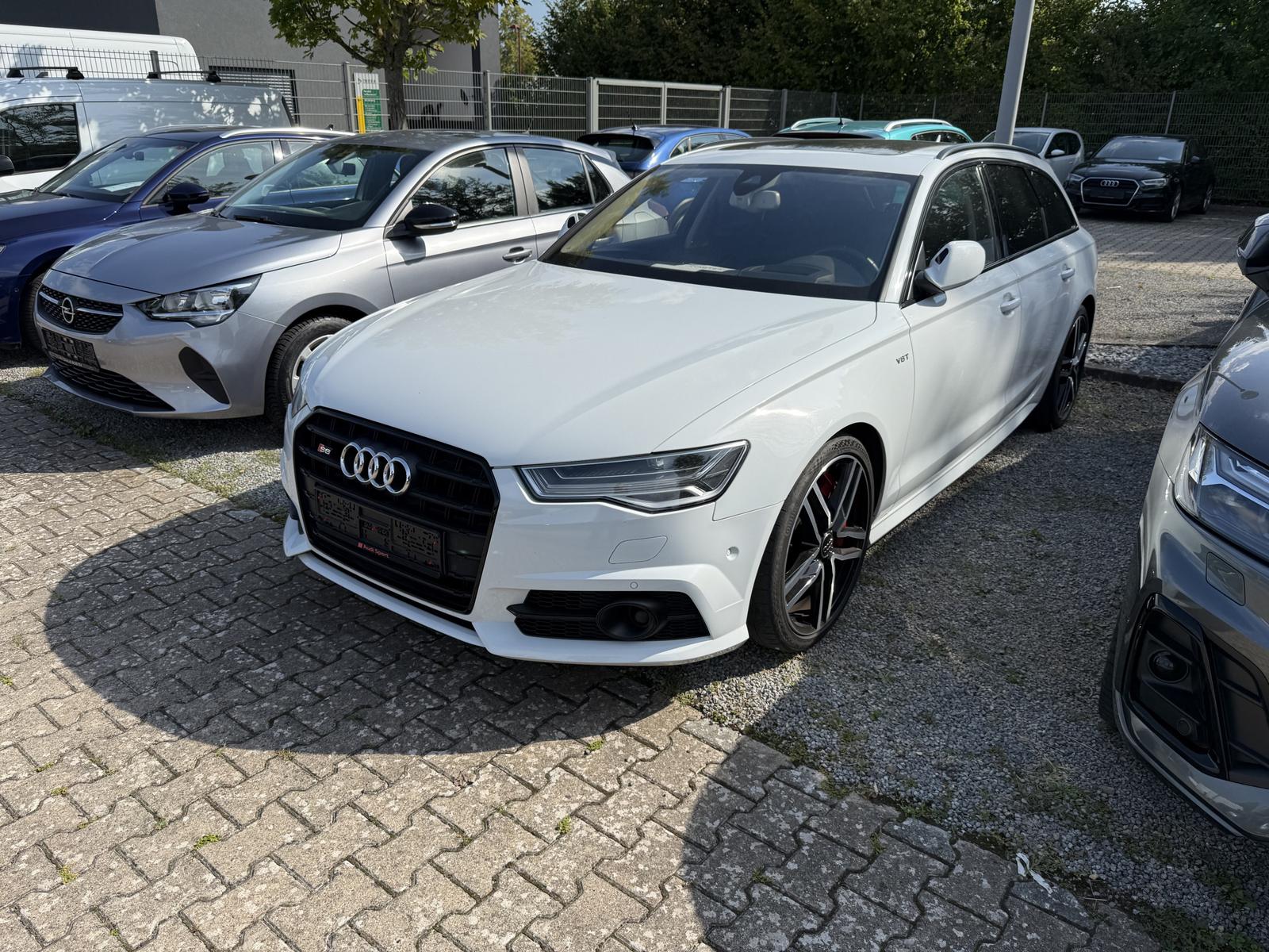 Audi S6 4.0 TFSI Quattro AHK/HUD/Matrix/PanD/S-Sports