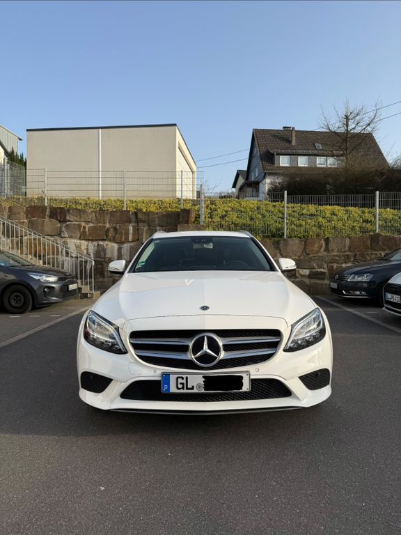 Image of Mercedes-Benz C 180