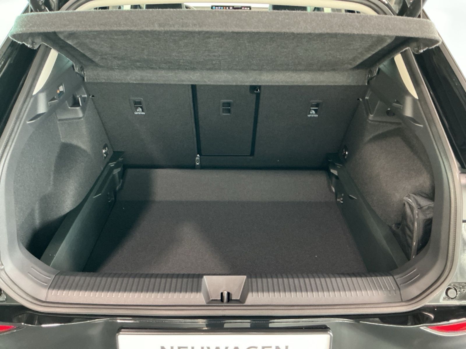 Volkswagen T-Roc - Bild 13