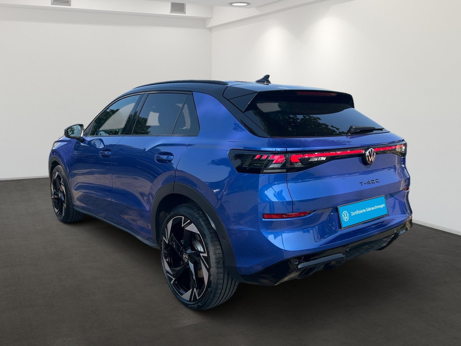 Volkswagen T-Roc 1.5 eTSI R-Line HEAD-UP MATRIX KAMERA NAV foto 5