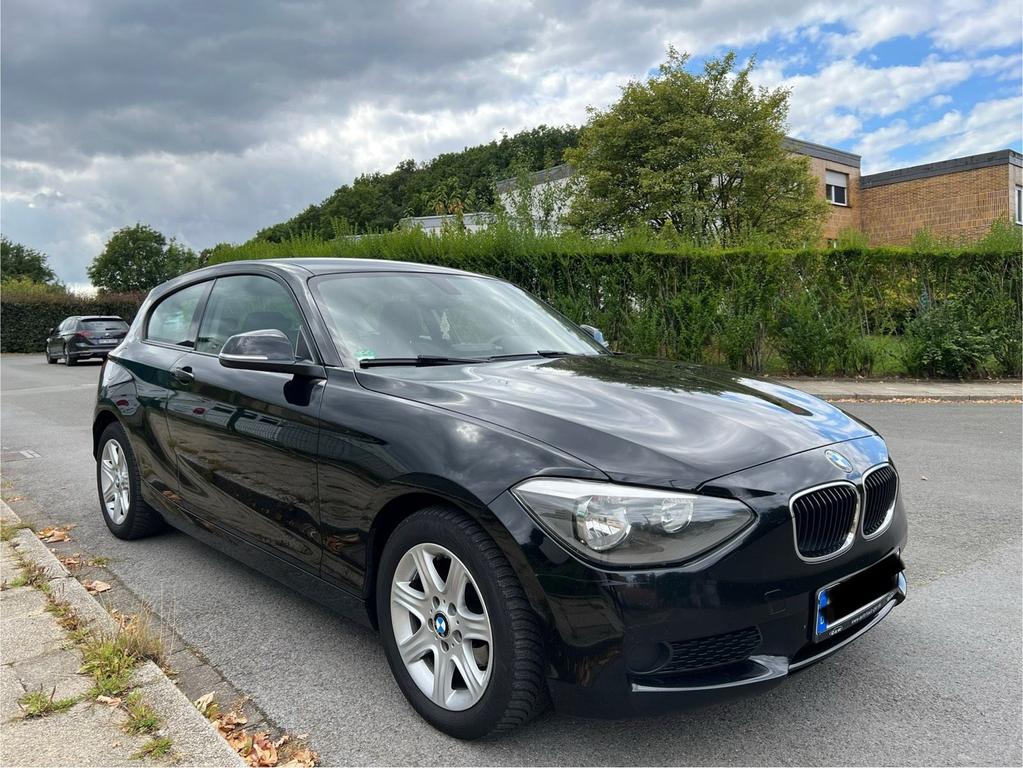 BMW 114