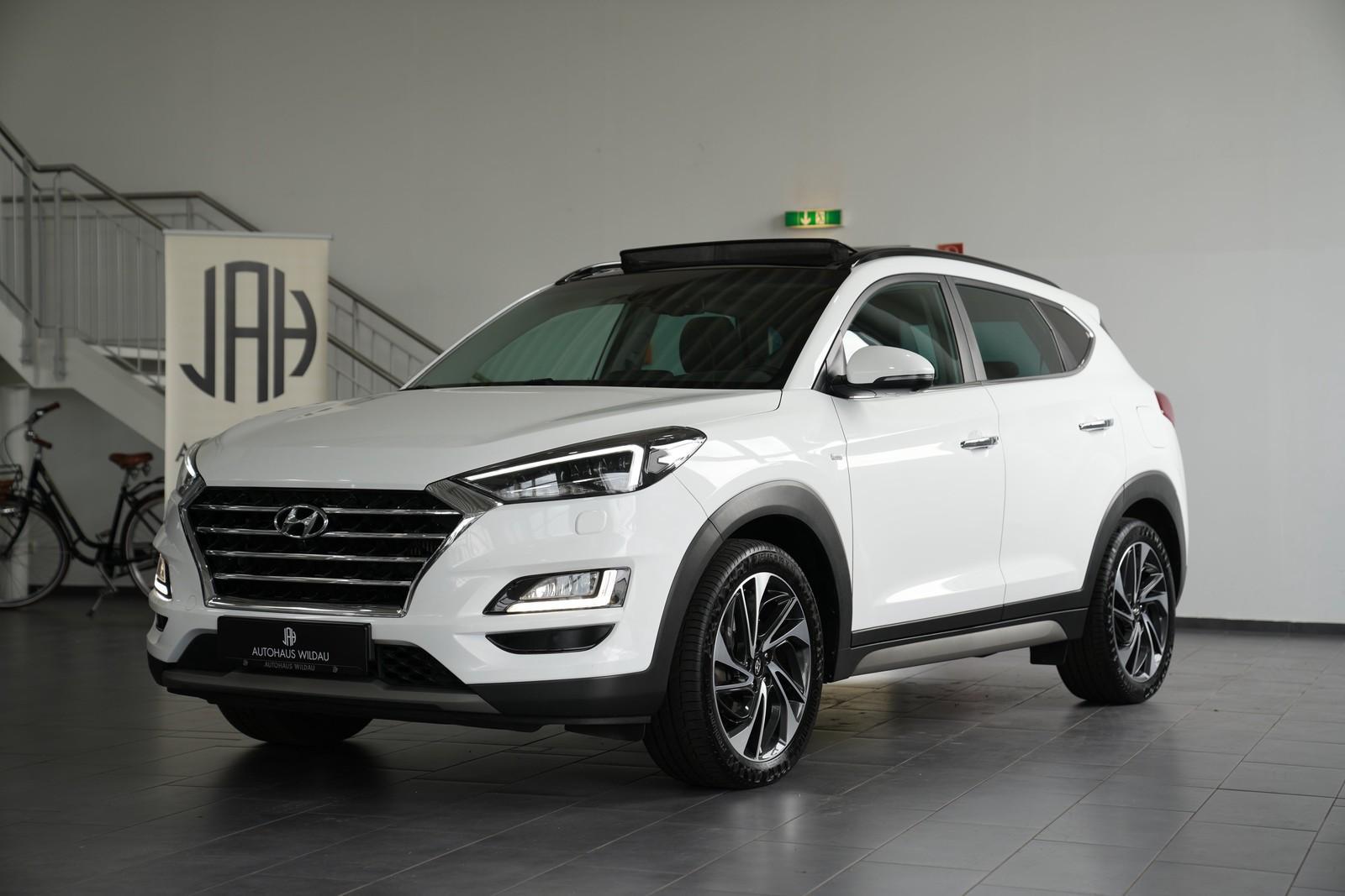 Hyundai TUCSON Premium 4WD *AUT*NAV*PANO*LED*SHZ*360°*