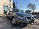 Volkswagen Passat Variant Comfortline *SCHIEBEDACH / BT*