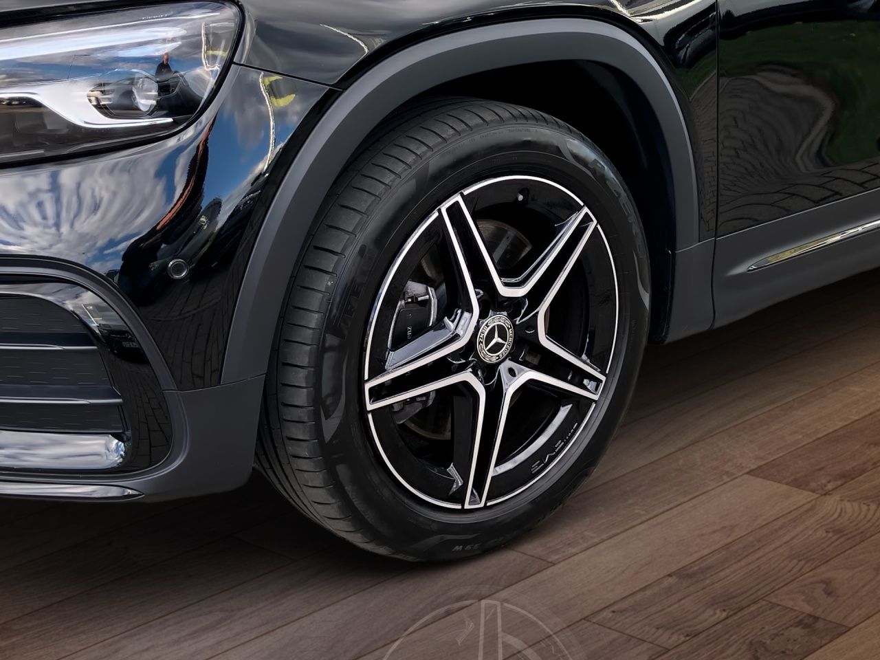 Fahrzeugabbildung Mercedes-Benz GLB 220 d 4M AMG AdvPlus AHK Night Multibeam Key