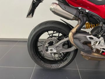 Ducati Panigale V2S