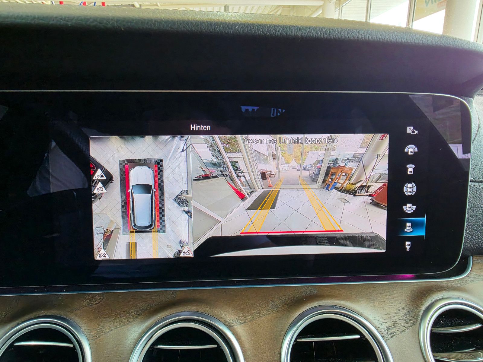 Mercedes-Benz E 220 d 4Matic AMG Line BURMESTER STANDH PANO foto 13