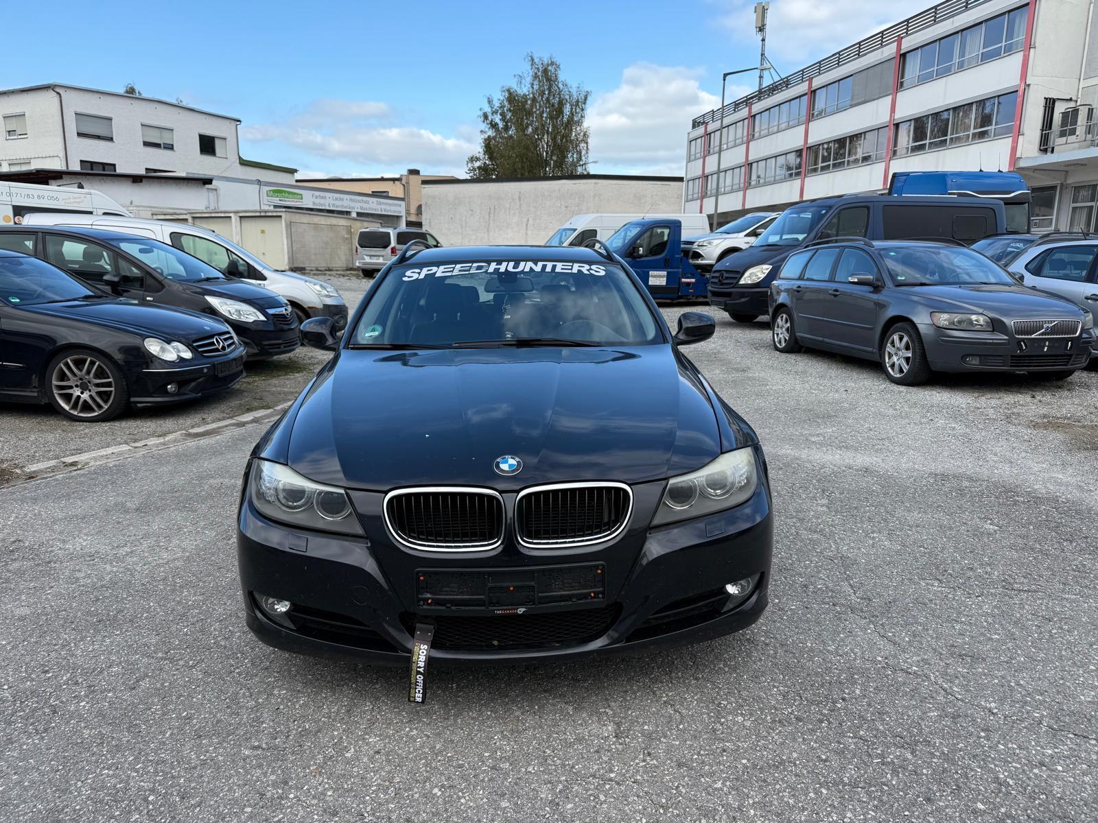BMW 320i Touring Edition Exclusive