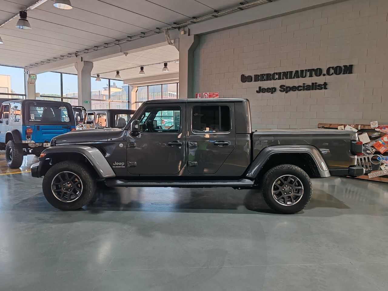 Jeep Gladiator 3.0 Diesel V6 Overland imagem 3