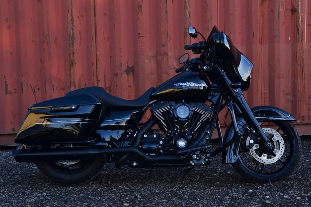 Harley-Davidson FLHXS Street Glide Special 103" Twin Cam