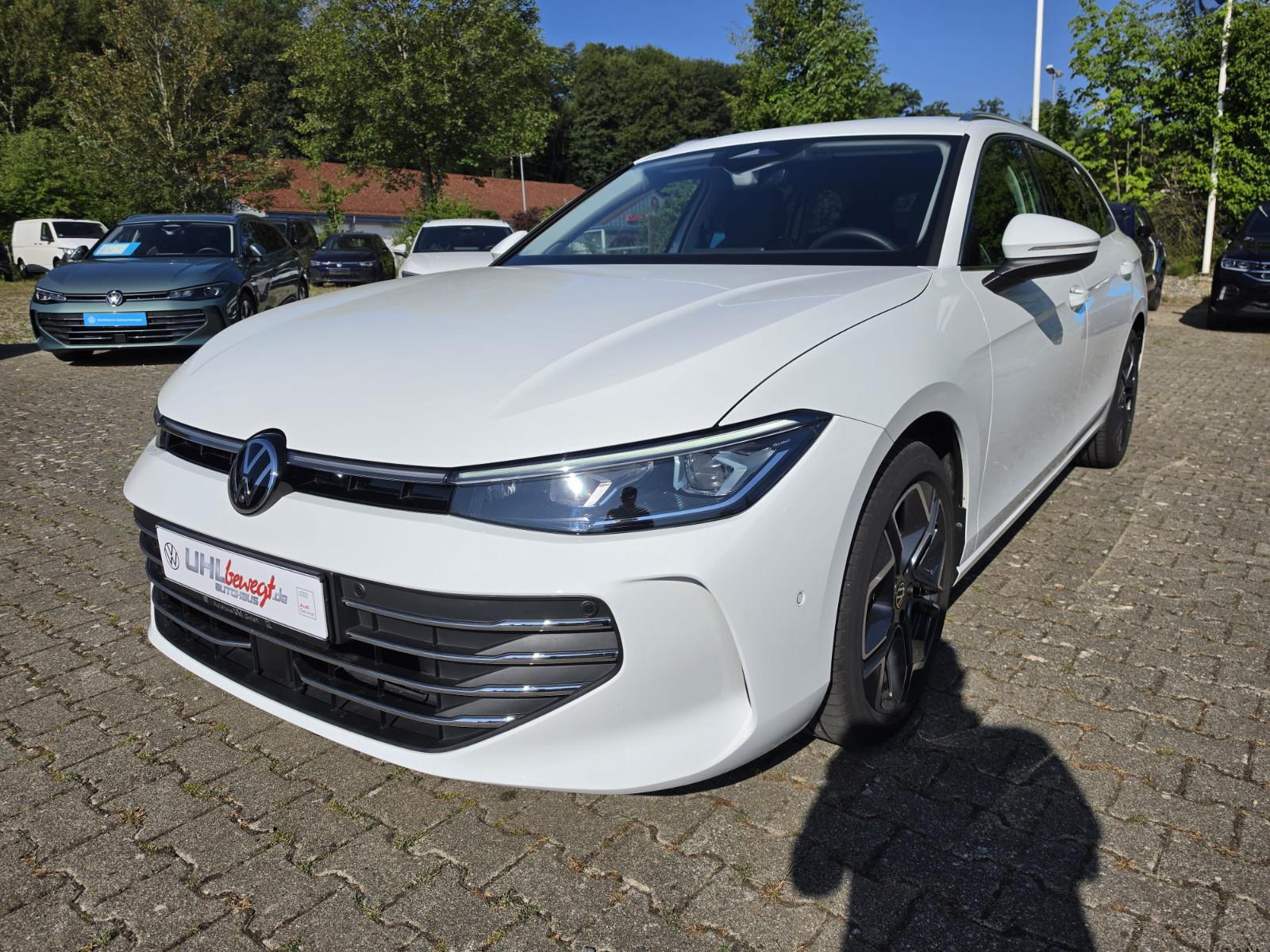 Volkswagen Passat Variant Business AHK Navi LED Bluetooth