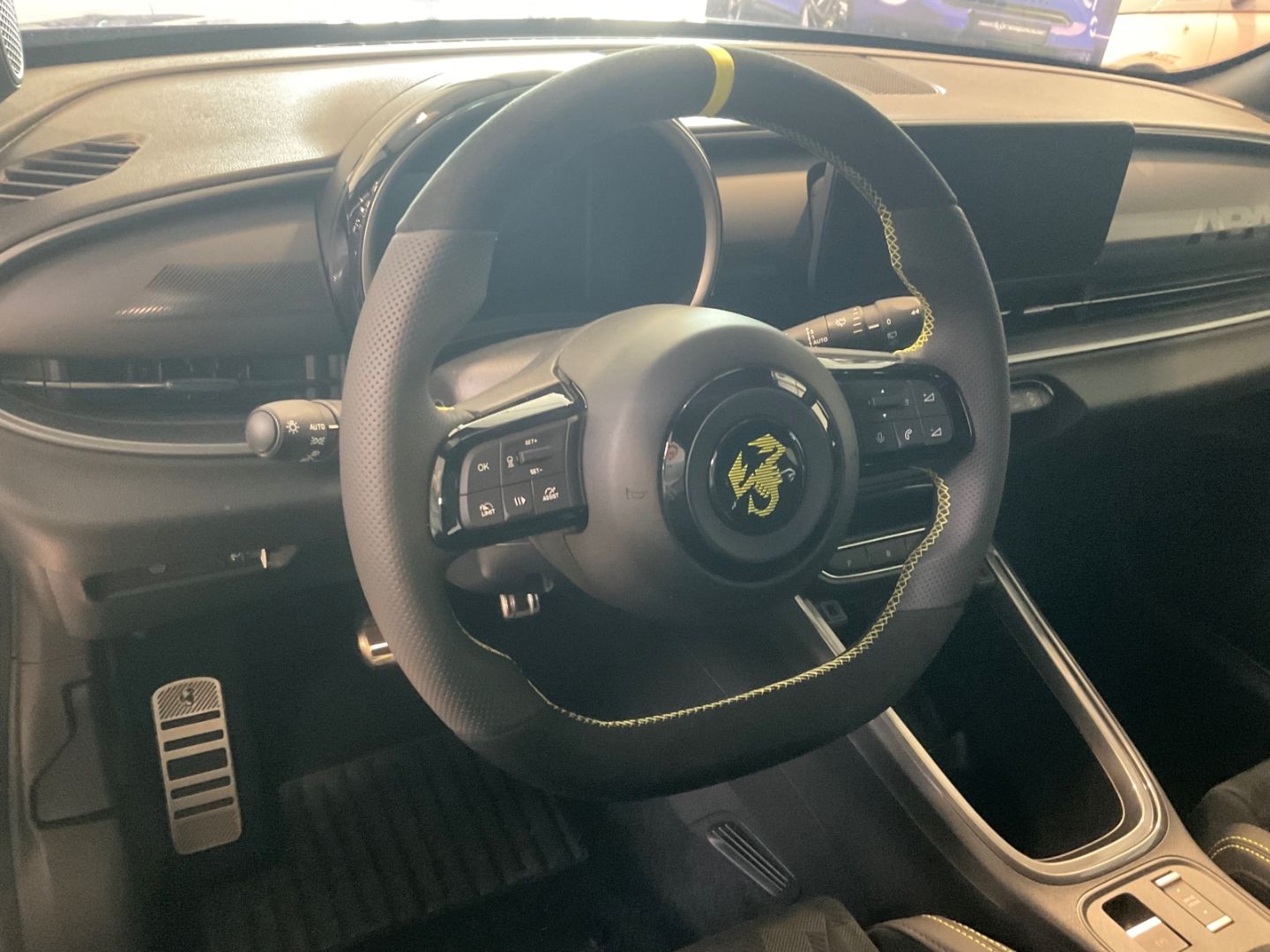 Abarth 600e - Bild 9