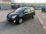 Renault Twingo 1.5 dCi 65CV Initiale - Renault Twingo mit Diesel-Antrieb
