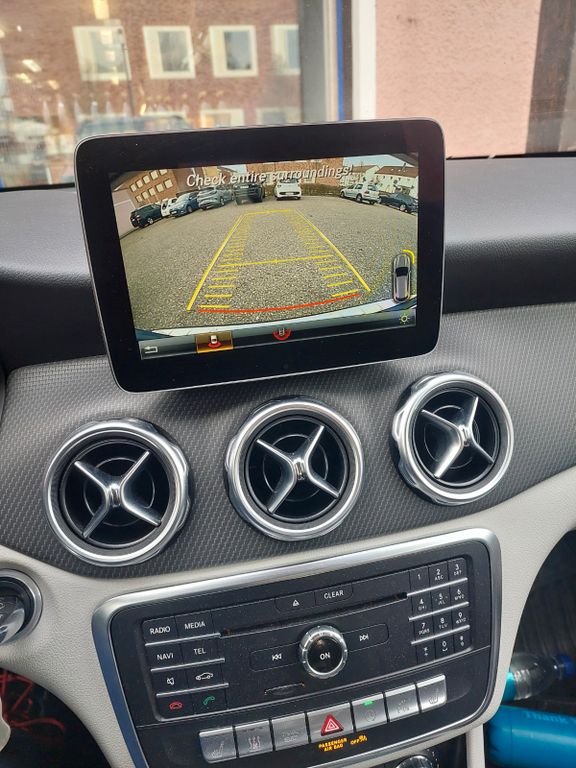 Image of Mercedes-Benz GLA 200