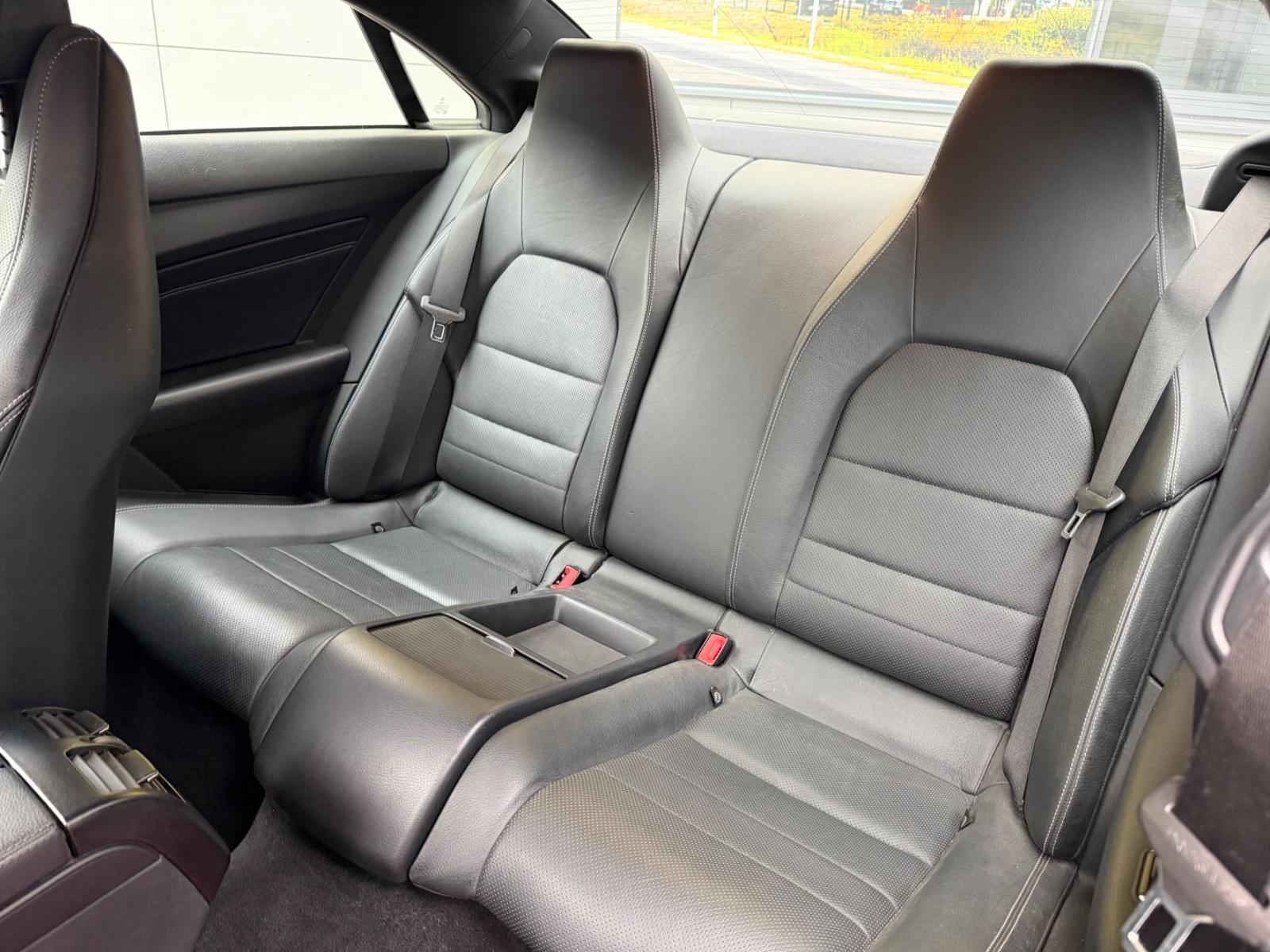 Mercedes-Benz E 200 E Coupe/LEDER/LED/KAMERA/2.HAND/TEMPOMAT