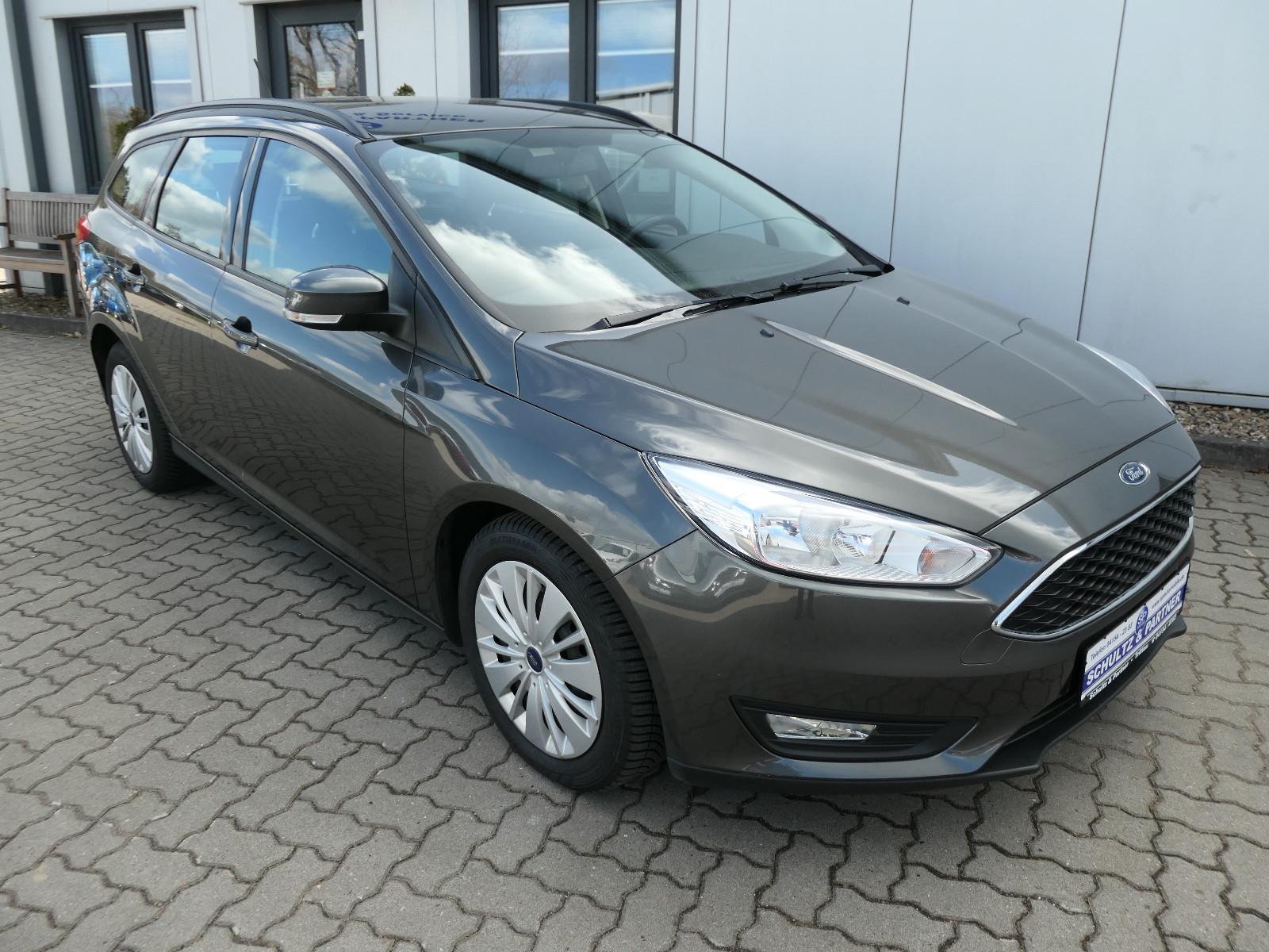Ford Focus Turnier Business // 2.Hd. Ford-Scheckheft!