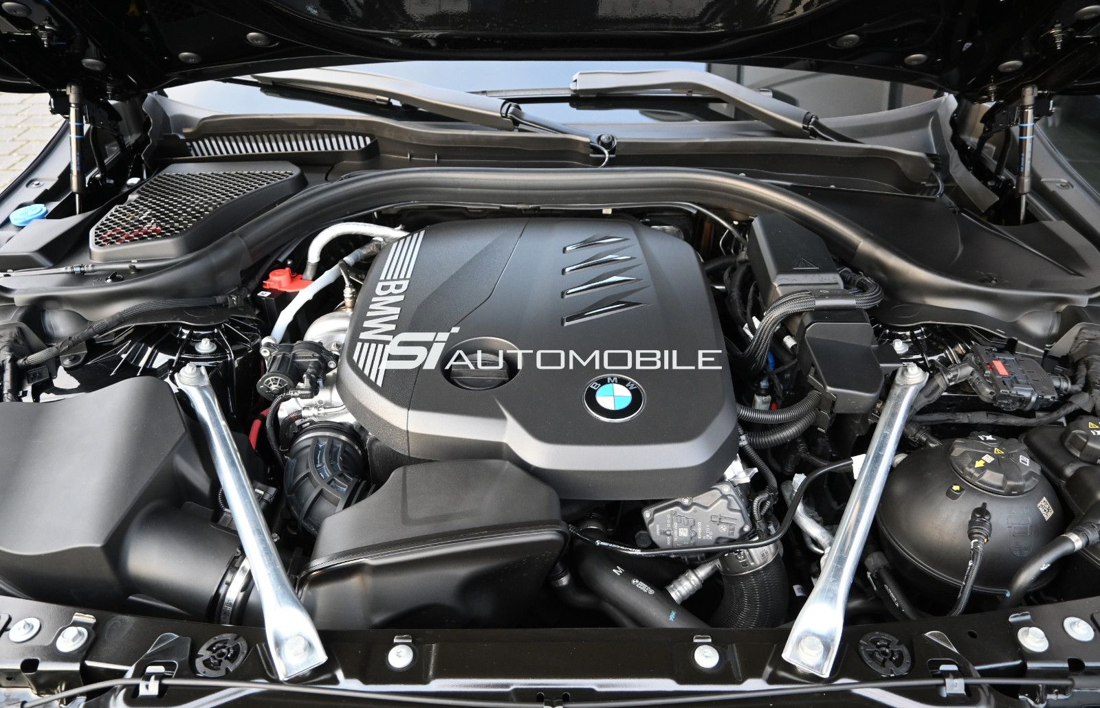 Fahrzeugabbildung BMW 520d °KOMFORTSITZE°PANO°SITZKLIMA°STANDHEIZ°360°