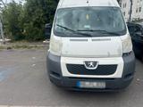 Peugeot Peugeut Boxer - Peugeot Boxer aus 2011: Van