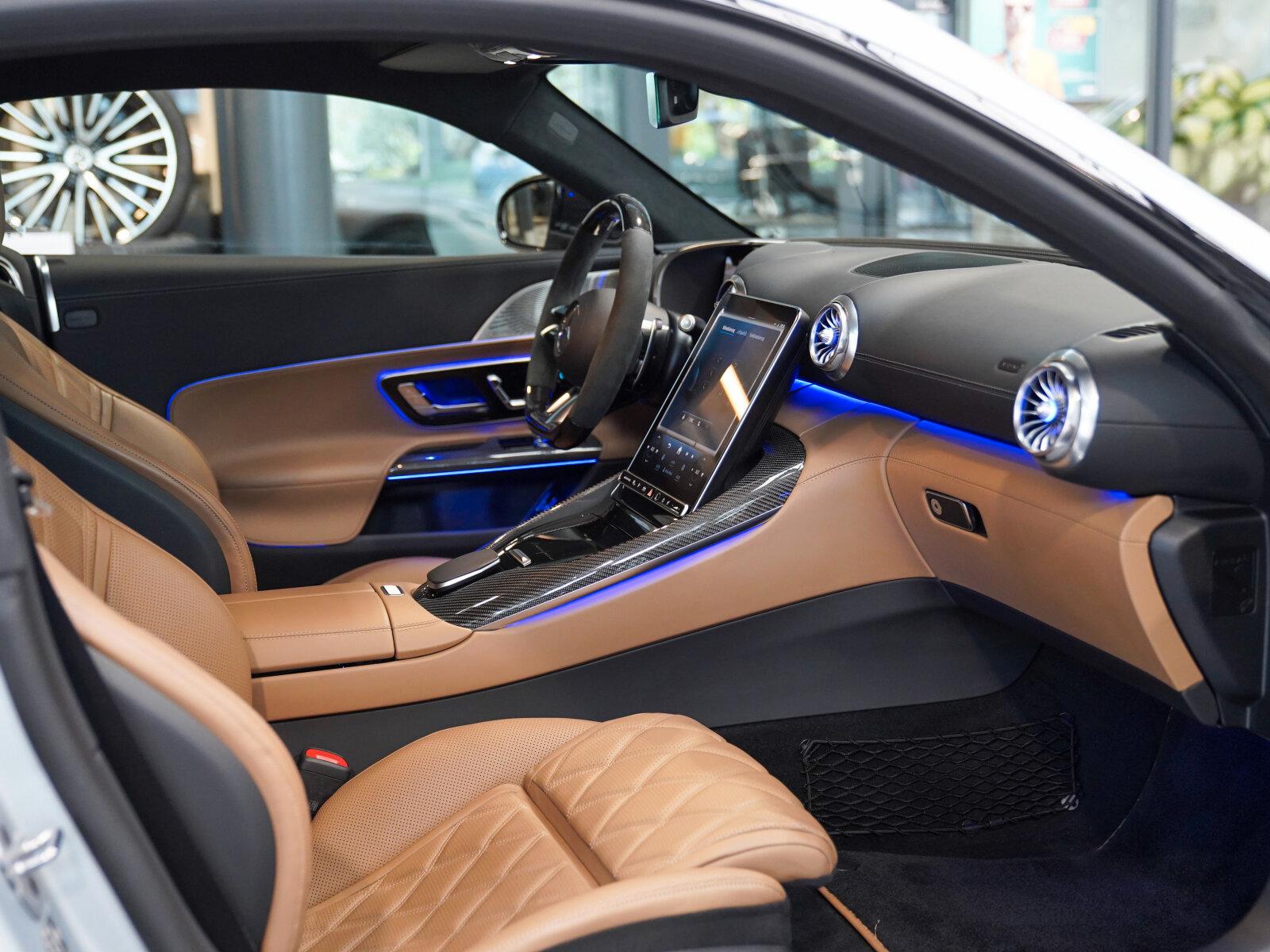 Mercedes-Benz AMG GT 63 S E PERFORMANCE MATT Carbon techgold