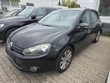 Volkswagen Golf VI Style 1.6 TDI * 1.HAND * - Volkswagen Golf aus 2011: TDI
