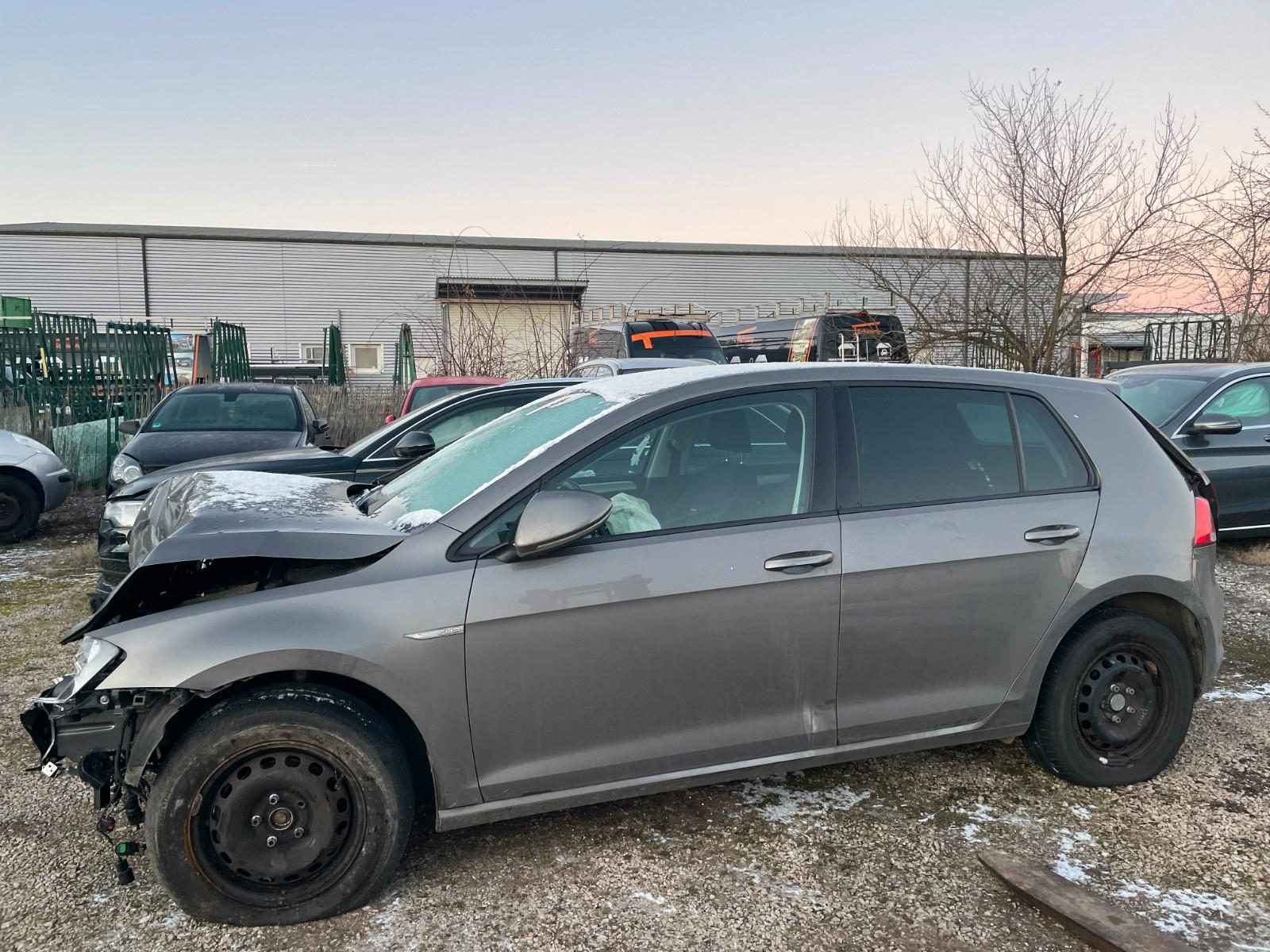 Volkswagen Golf VII Lim. Cup BMT