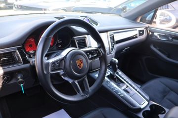 Porsche Macan - 12