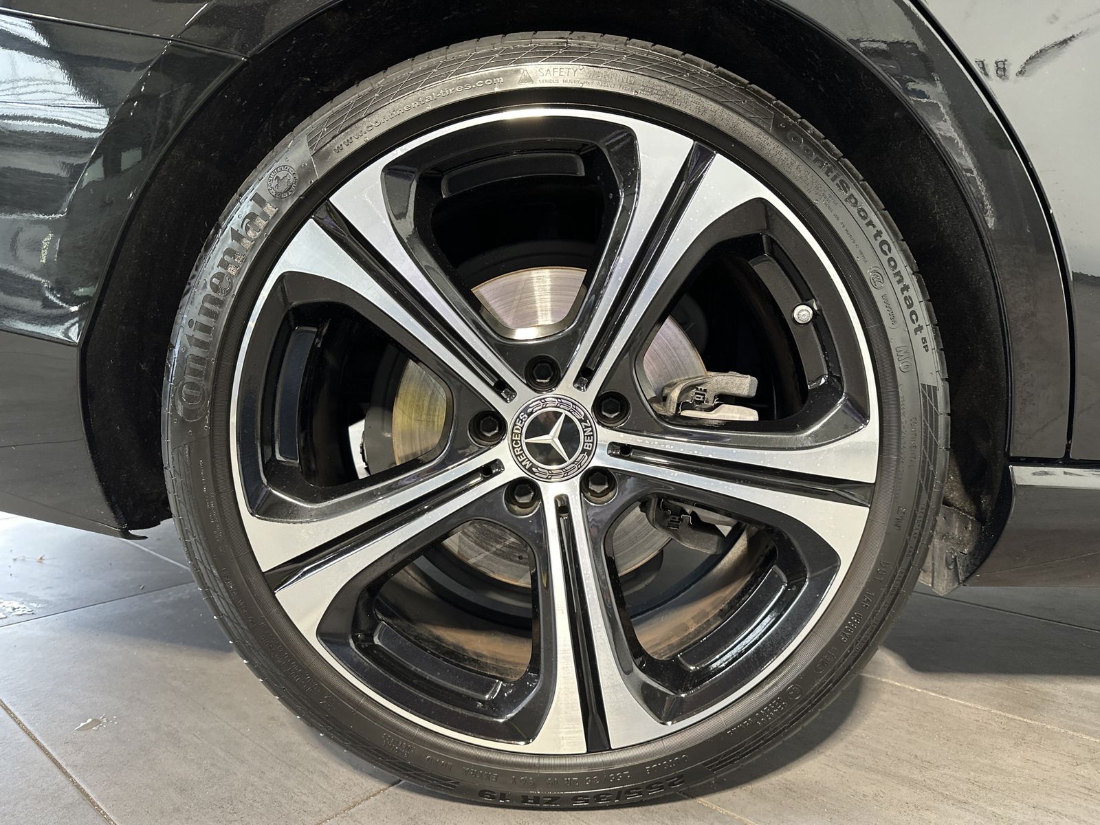 Fahrzeugabbildung Mercedes-Benz C 220d T Avantgarde NAV+LED+AHK+KAM+PANO+V-COCK