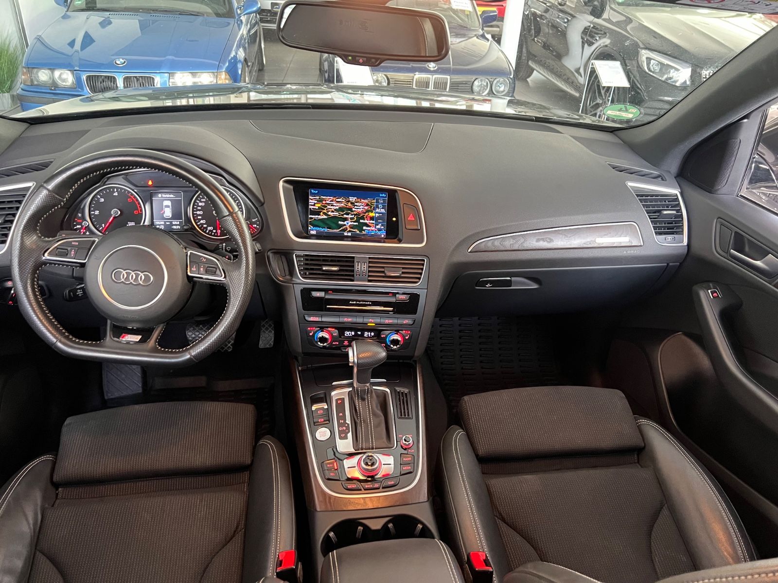 Fahrzeugabbildung Audi Q5 3.0 TDI  quattro S line Sport Plus