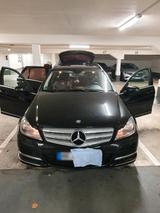 Mercedes-Benz C KLASSE MERCEDES 220CDI MIT SCHIEBEDACH - Mercedes-Benz 220 in Hamburg