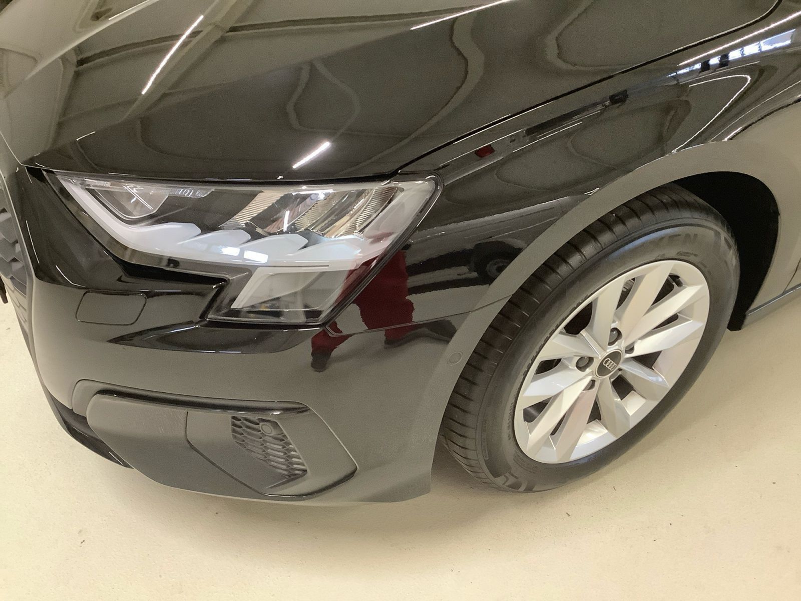 A3 Sportback 30 TFSI 6-Gang,Navi,GRA,Scheiben ab
