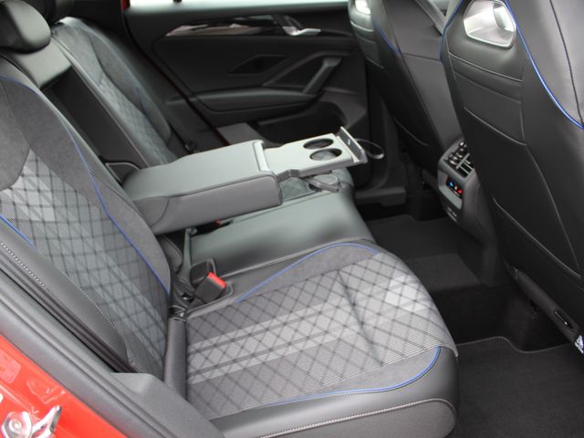 Tiguan 2,0 TDI 4M R-Line*Headup*IQ.Light*5J.Gar.