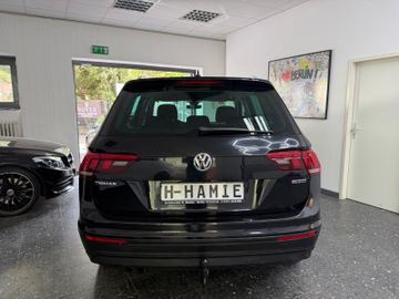 Volkswagen Tiguan - 5