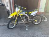 Suzuki RM-Z 250 - DIRT BIKE VON 126 BIS 250 CCM