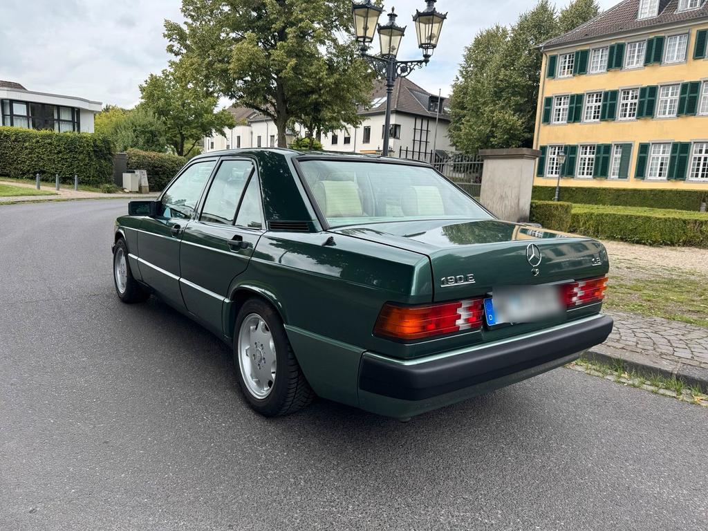 Mercedes-Benz 190