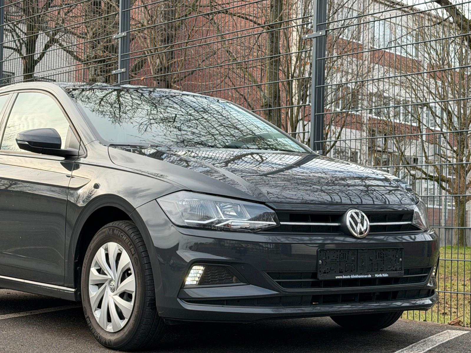 Volkswagen Polo VI Comfortline Klima PDC Navi