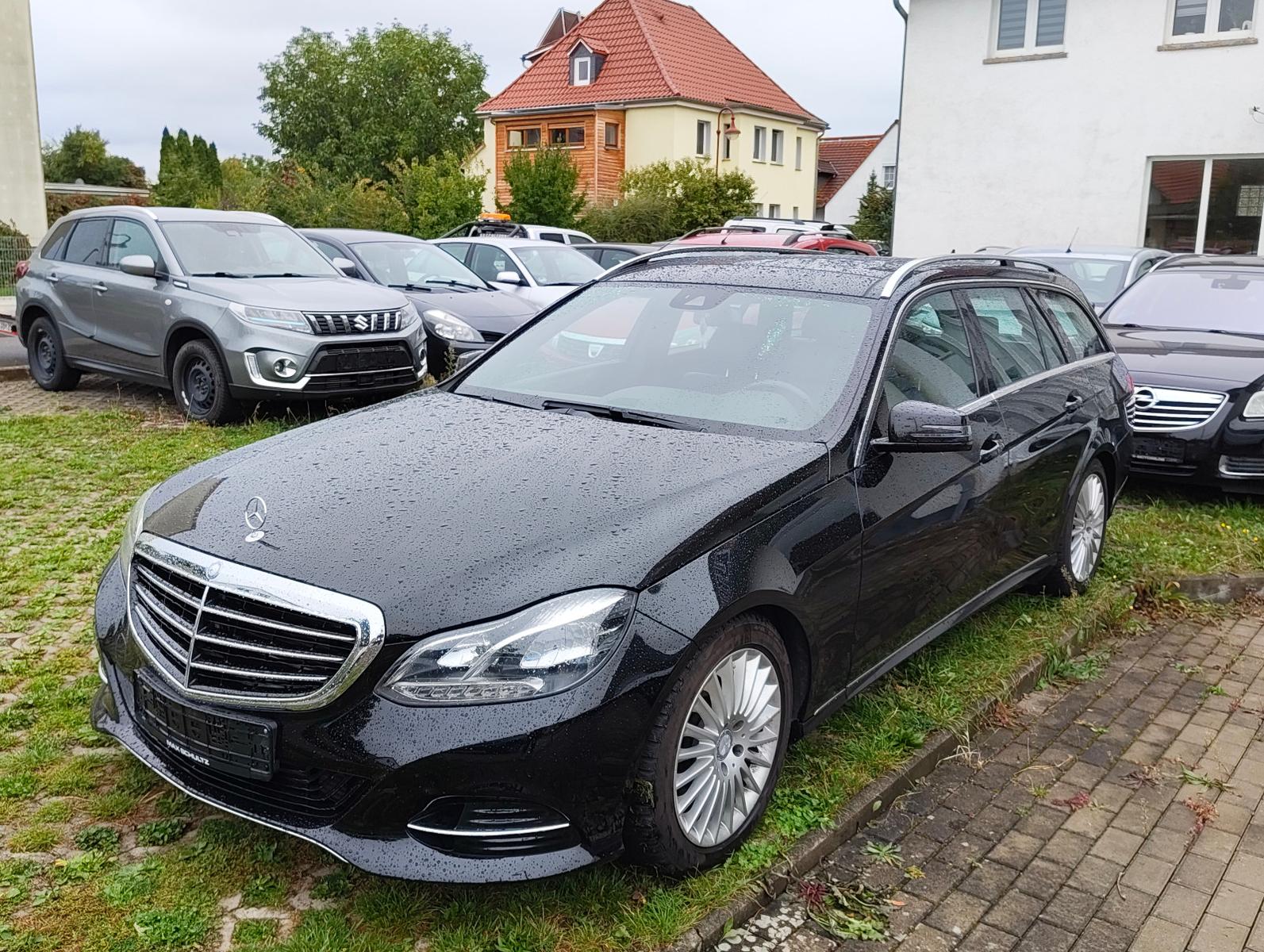 Mercedes-Benz E 350 T-Modell BlueTec