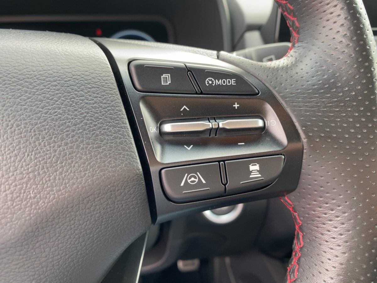 Hyundai Kona N Line ACC LED Navi Kamera Tot Winkel SHZ foto 11