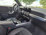 Mercedes-Benz GLB 250 4MATIC  - AMG, AHK,Distronic, Garantie - blaue Mercedes-Benz GLB 250