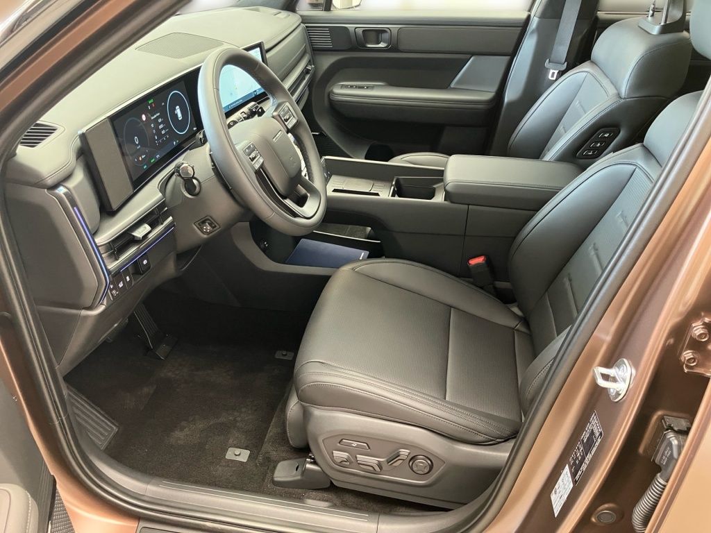 Fahrzeugabbildung Hyundai SANTA FE (5-Sitzer) HEV 1.6 T-GDI 2WD 6-AT Black