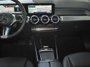 Mercedes GLB 200 - 11