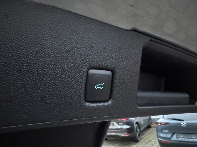 Ford Kuga 1.5 EcoBoost ST-Line X NaviAHK