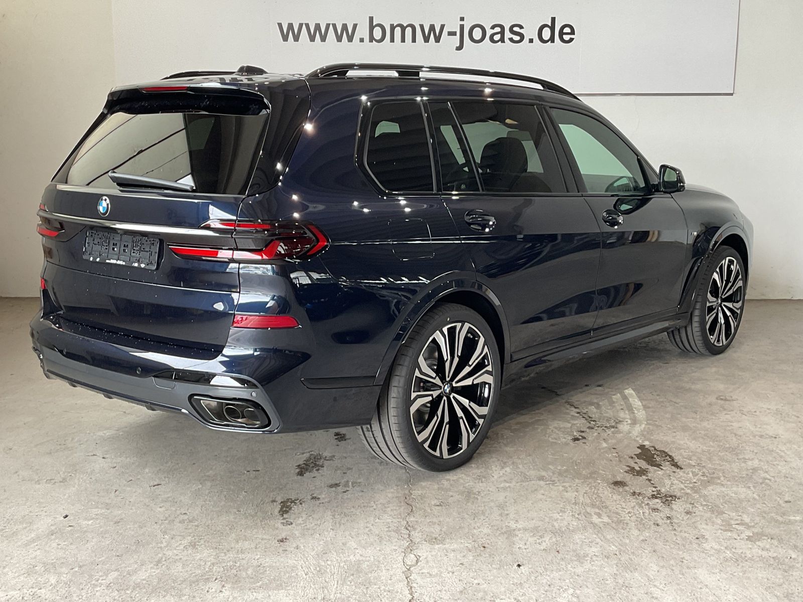 Fahrzeugeinzelansicht 21 Fahrzeugabbildung BMW X7 xDrive40i |Sitzbelüft. |Standheizung |AHK