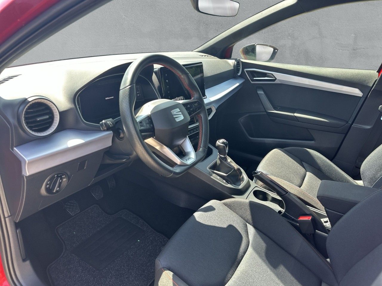 Fahrzeugabbildung SEAT Ibiza FR 1.0 TSI 110 PS-Navi*Kamera*Virtual* - mit KI generiert/bearbeitet