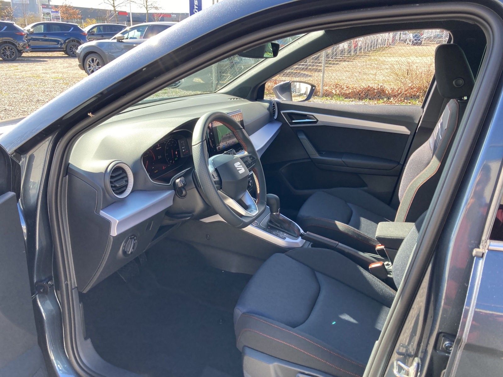 SEAT Arona FR 1.0 TSI DSG 85kW/115 PS - Image 7
