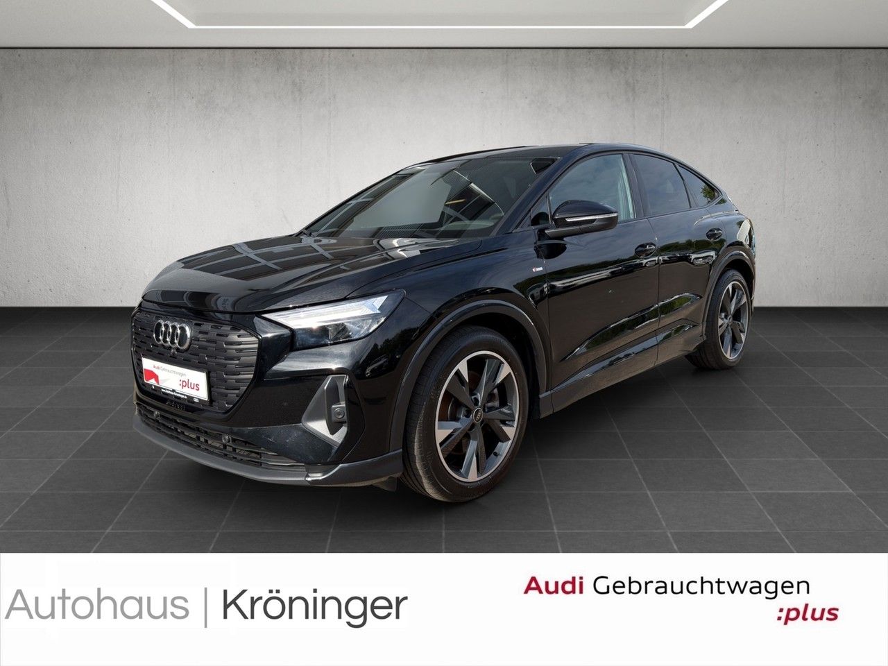 AUDI Q4 Sportback 40 e-tron S Tronic Interieur Sline