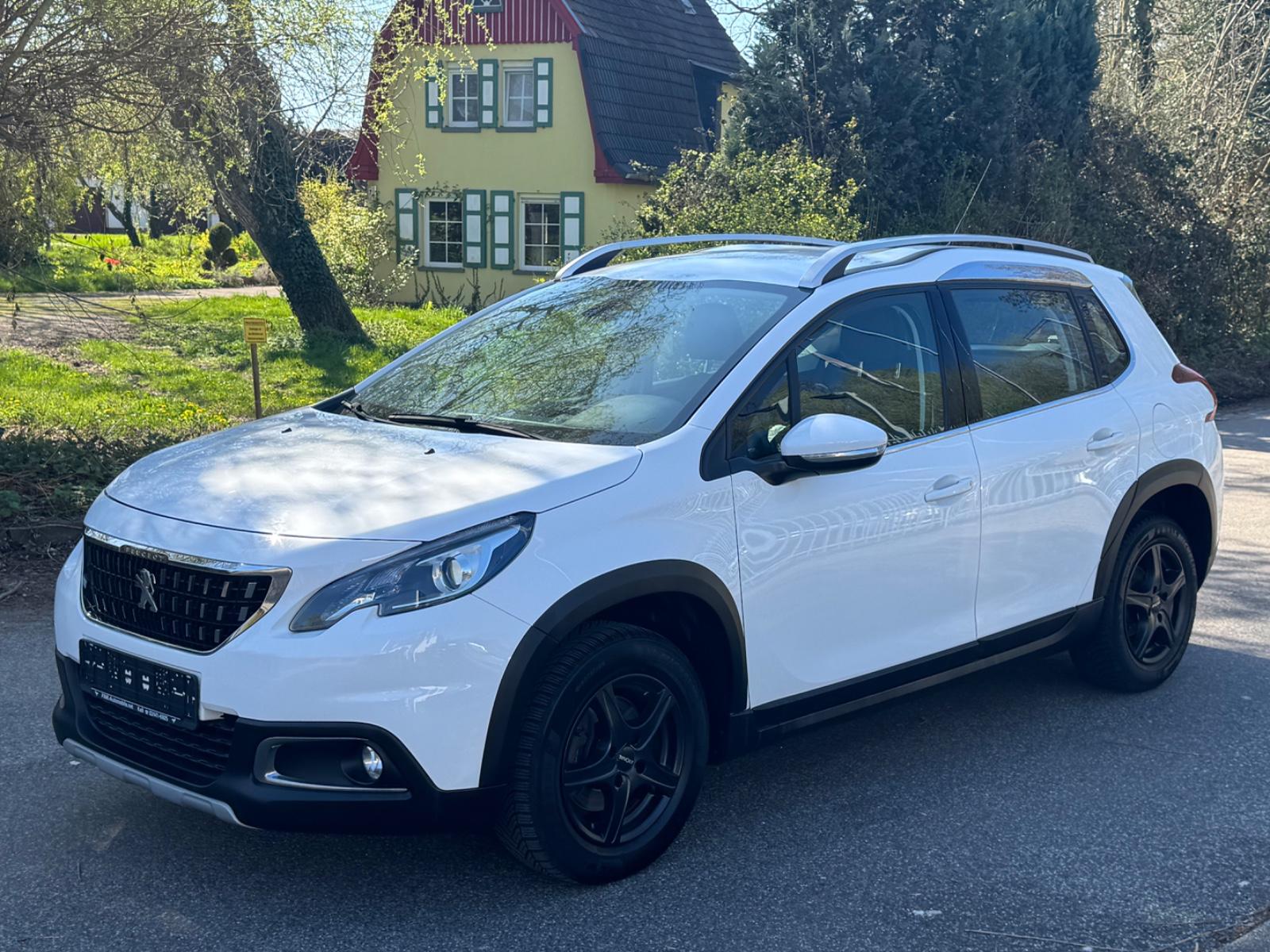 Peugeot 2008 Allure1HD/PEUGEOT SCHECKHEFT/NAVI/LEDER/TOP