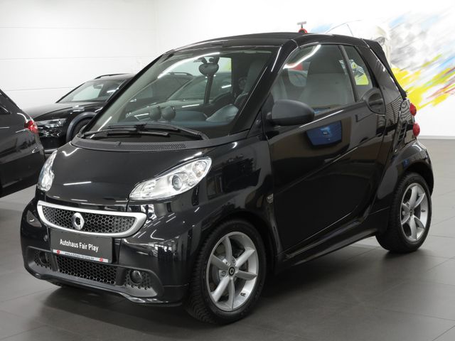 Smart ForTwo Cabrio NAVI/KAMERA/U-FREI/SERVO/SHZ!