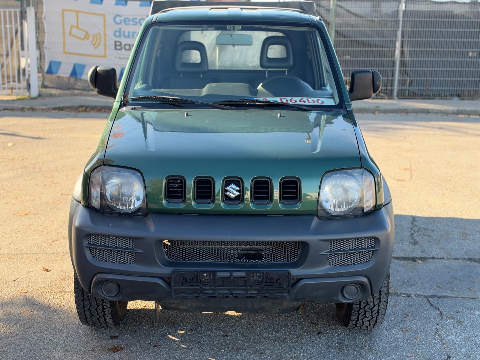 Suzuki Jimny 2011 — interior