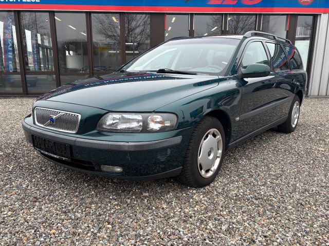 Volvo V70 Kombi 2.4 TÜV + Insp. inkl. ZR neu