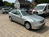 Mercedes-Benz E 240 E -Klasse Lim. E 240 - Mercedes-Benz E-Class aus 2004