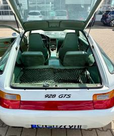 1992 Porsche 928 照片 7
